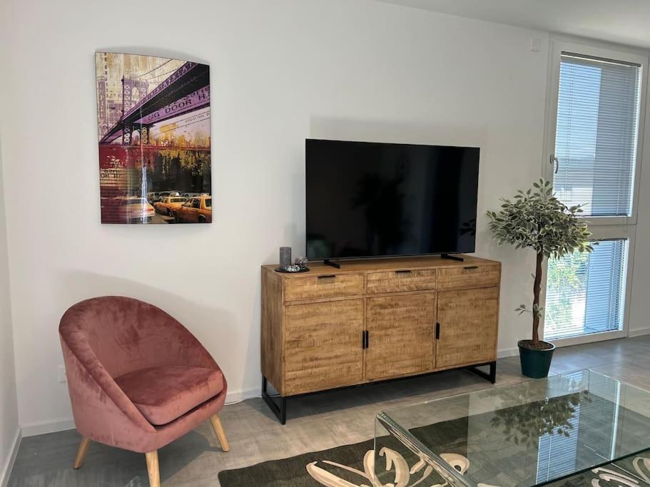 Appartamento Labpark Terrace Melano Esterno foto